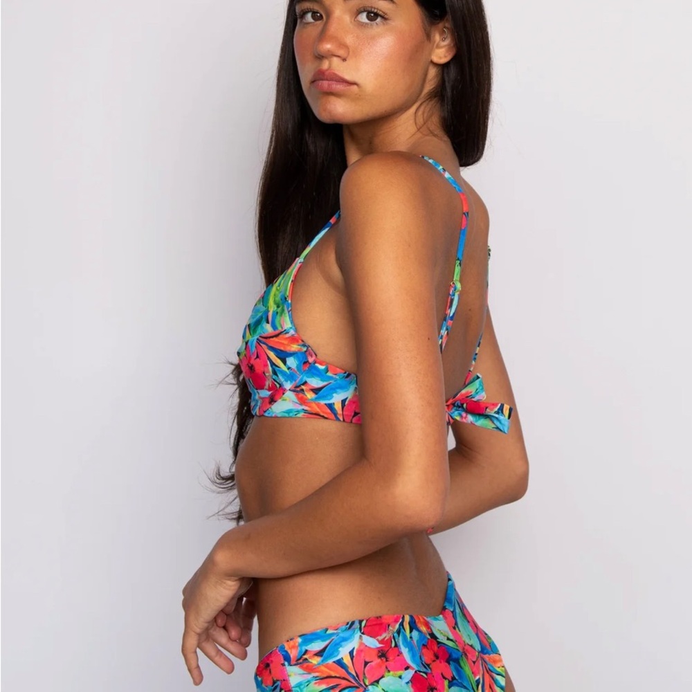 Skatie Acapulco Floral Bikini Bottom Mandi Medium Bright Tropical